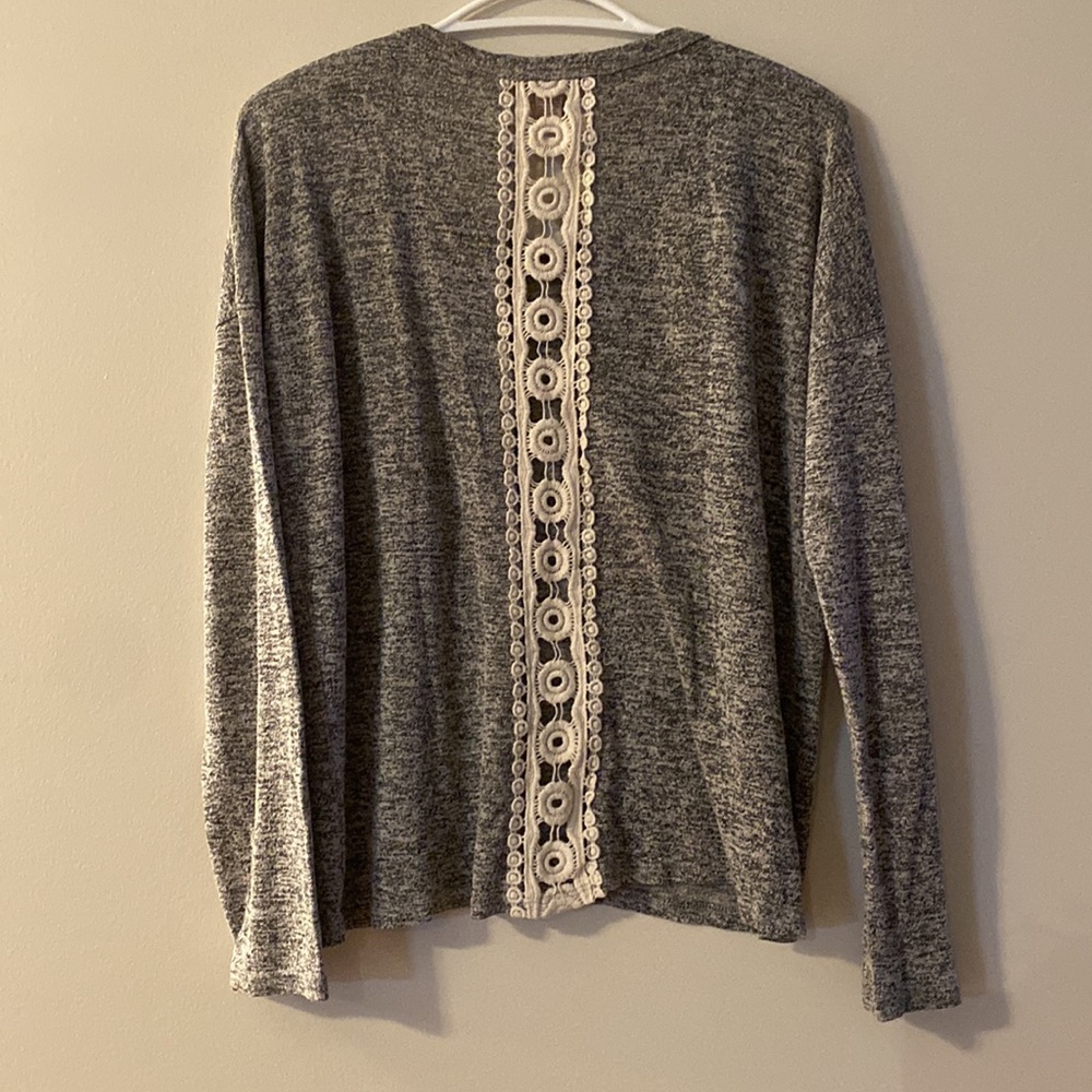 Grey long sleeve - Picture 4 of 4